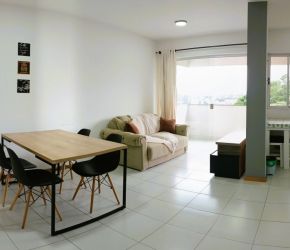 Apartamento no Bairro Itoupava Seca em Blumenau com 2 Dormitórios (1 suíte) e 66 m² - 4121235