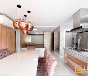 Apartamento no Bairro Itoupava Seca em Blumenau com 2 Dormitórios (1 suíte) e 78 m² - AP1836