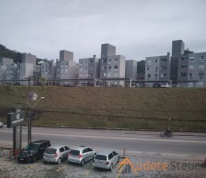 Apartamento no Bairro Itoupavazinha em Blumenau com 2 Dormitórios e 55 m² - Sa101