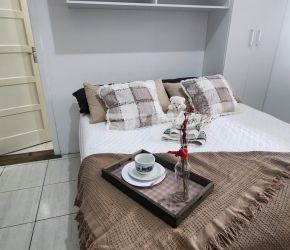 Apartamento no Bairro Ponta Aguda em Blumenau com 1 Dormitórios (1 suíte) - 3411251