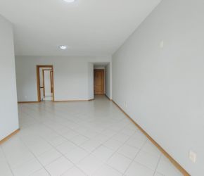Apartamento no Bairro Ponta Aguda em Blumenau com 3 Dormitórios (1 suíte) e 165 m² - 3480460