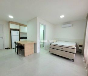 Apartamento no Bairro Ribeirão Fresco em Blumenau com 1 Dormitórios e 30 m² - AP3596-L