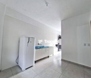Apartamento no Bairro Ribeirão Fresco em Blumenau com 1 Dormitórios e 35 m² - AP4138