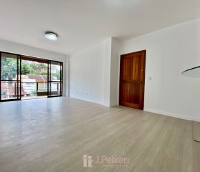 Apartamento no Bairro Velha em Blumenau com 3 Dormitórios (1 suíte) e 102 m² - 5006971
