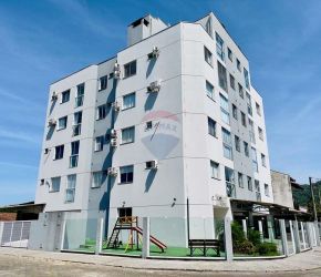 Apartamento no Bairro Velha em Blumenau com 2 Dormitórios (1 suíte) e 63.67 m² - 590141010-83