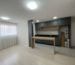 Apartamento no Bairro Velha em Blumenau com 1 Dormitórios e 47.52 m² - 9547