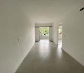 Apartamento no Bairro Velha Central em Blumenau com 2 Dormitórios e 60 m² - 6061199