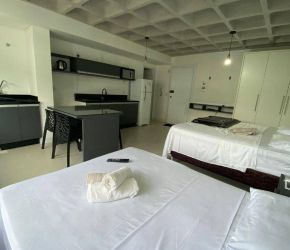 Apartamento no Bairro Victor Konder em Blumenau com 1 Dormitórios e 40 m² - AP4434