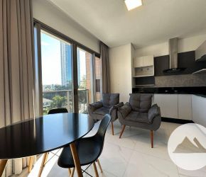 Apartamento no Bairro Victor Konder em Blumenau com 1 Dormitórios e 35 m² - LF0014