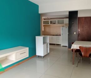 Apartamento no Bairro Victor Konder em Blumenau com 1 Dormitórios e 50 m² - 1335894