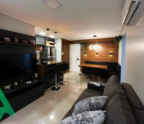 Apartamento no Bairro Victor Konder em Blumenau com 2 Dormitórios (1 suíte) e 64 m² - 1335891