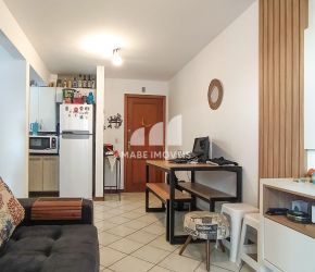 Apartamento no Bairro Victor Konder em Blumenau com 1 Dormitórios e 68 m² - 591