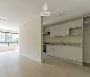 Apartamento no Bairro Victor Konder em Blumenau com 2 Dormitórios (1 suíte) e 69 m² - 9492