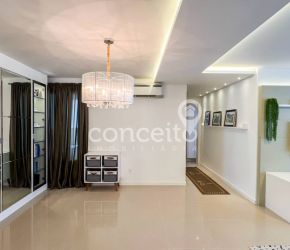 Apartamento no Bairro Victor Konder em Blumenau com 3 Dormitórios (1 suíte) e 141 m² - 1078602