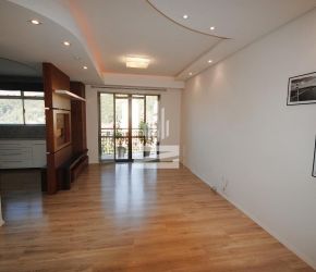 Apartamento no Bairro Vila Formosa em Blumenau com 3 Dormitórios (1 suíte) e 113 m² - 389