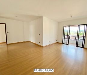 Apartamento no Bairro Vila Formosa em Blumenau com 4 Dormitórios (1 suíte) e 180 m² - 9609