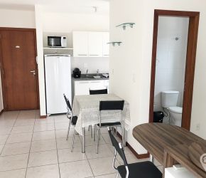 Apartamento no Bairro Vila Nova em Blumenau com 1 Dormitórios e 36 m² - 2991