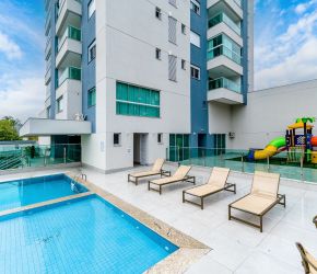 Apartamento no Bairro Vila Nova em Blumenau com 2 Dormitórios (2 suítes) e 85 m² - AP0179