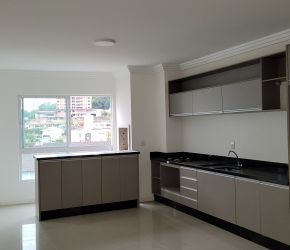 Apartamento no Bairro Vila Nova em Blumenau com 2 Dormitórios (2 suítes) e 76 m² - JEC1723
