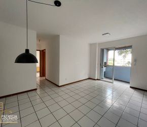 Apartamento no Bairro Vila Nova em Blumenau com 2 Dormitórios e 83 m² - 110