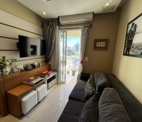 Apartamento no Bairro Vila Nova em Blumenau com 2 Dormitórios (1 suíte) e 65 m² - 4013