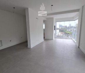 Apartamento no Bairro Vila Nova em Blumenau com 3 Dormitórios (3 suítes) e 112 m² - 8079