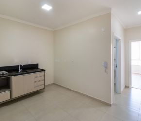 Apartamento no Bairro Vila Nova em Blumenau com 1 Dormitórios e 45 m² - 3318806