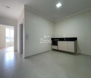 Apartamento no Bairro Vila Nova em Blumenau com 1 Dormitórios e 45 m² - 5063851