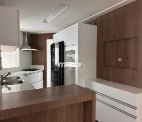 Apartamento no Bairro Vila Nova em Blumenau com 2 Dormitórios (1 suíte) - 7679