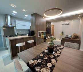 Apartamento no Bairro Vila Nova em Blumenau com 2 Dormitórios (1 suíte) e 80 m² - 3070752