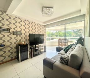 Apartamento no Bairro Vila Nova em Blumenau com 3 Dormitórios (1 suíte) e 124 m² - 7738