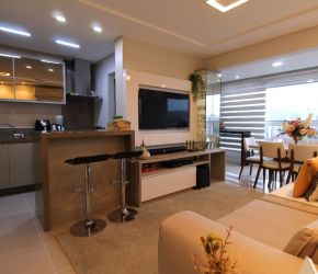 Apartamento no Bairro Vila Nova em Blumenau com 2 Dormitórios (2 suítes) e 84 m² - SU1301