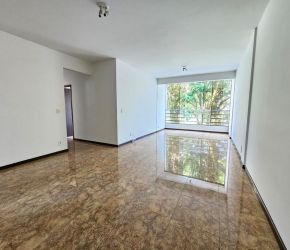 Apartamento no Bairro Vila Nova em Blumenau com 3 Dormitórios (1 suíte) e 109 m² - AP0035