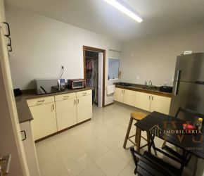 Apartamento no Bairro Vila Nova em Blumenau com 3 Dormitórios (1 suíte) e 100 m² - 424