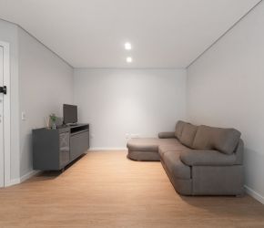 Apartamento no Bairro Vila Nova em Blumenau com 3 Dormitórios (1 suíte) e 91.57 m² - AP2056
