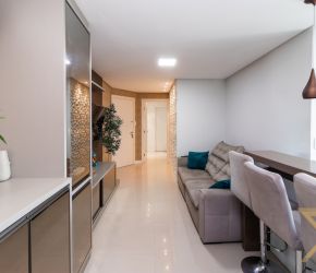 Apartamento no Bairro Vila Nova em Blumenau com 2 Dormitórios (1 suíte) e 78 m² - 3319194