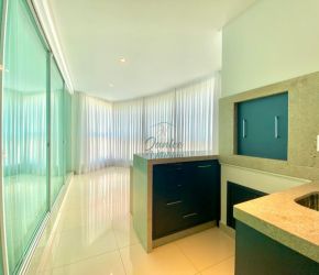Apartamento no Bairro Vila Nova em Blumenau com 3 Dormitórios (3 suítes) e 173 m² - 6432545