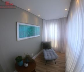 Apartamento no Bairro Vila Nova em Blumenau com 3 Dormitórios (3 suítes) e 167.33 m² - 9599