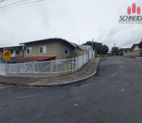 Casa no Bairro Água Verde em Blumenau com 3 Dormitórios (1 suíte) e 112 m² - 4309