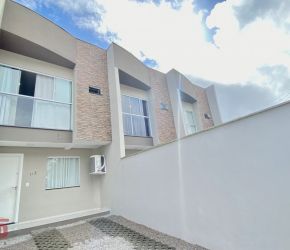 Casa no Bairro Fortaleza em Blumenau com 2 Dormitórios (2 suítes) e 84 m² - 2699