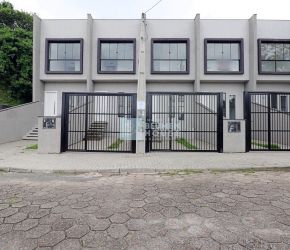 Casa no Bairro Fortaleza em Blumenau com 2 Dormitórios (2 suítes) e 68.85 m² - 4191528