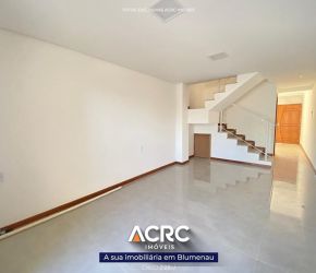 Casa no Bairro Fortaleza em Blumenau com 2 Dormitórios (2 suítes) - CA02649V
