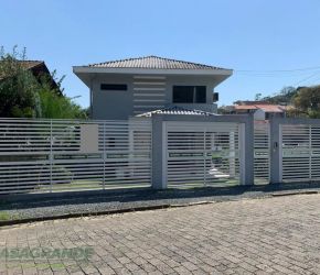 Casa no Bairro Fortaleza em Blumenau com 3 Dormitórios (1 suíte) e 200 m² - 3342227