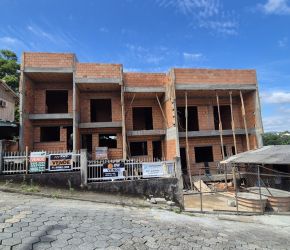 Casa no Bairro Fortaleza em Blumenau com 3 Dormitórios (3 suítes) e 134.62 m² - 35720375