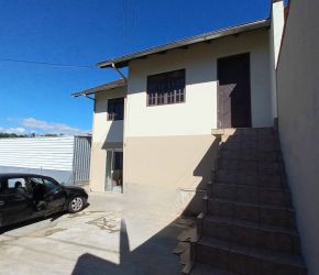 Casa no Bairro Fortaleza em Blumenau com 5 Dormitórios e 160 m² - RD1893