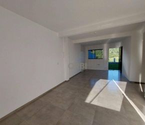 Casa no Bairro Fortaleza Alta em Blumenau com 4 Dormitórios (1 suíte) e 101 m² - SO0142