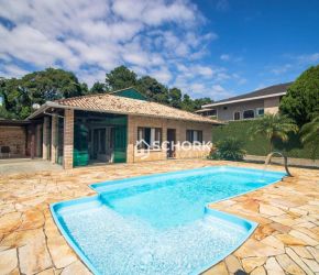 Casa no Bairro Itoupava Central em Blumenau com 3 Dormitórios (3 suítes) e 207 m² - CA1714
