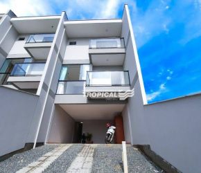 Casa no Bairro Itoupava Central em Blumenau com 2 Dormitórios (2 suítes) e 135 m² - CA2013-L