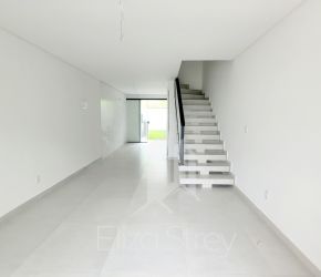Casa no Bairro Itoupava Central em Blumenau com 2 Dormitórios e 83 m² - 4660308