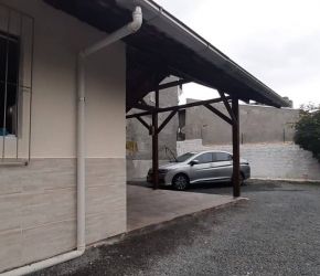 Casa no Bairro Itoupava Norte em Blumenau com 2 Dormitórios e 78.73 m² - V01593